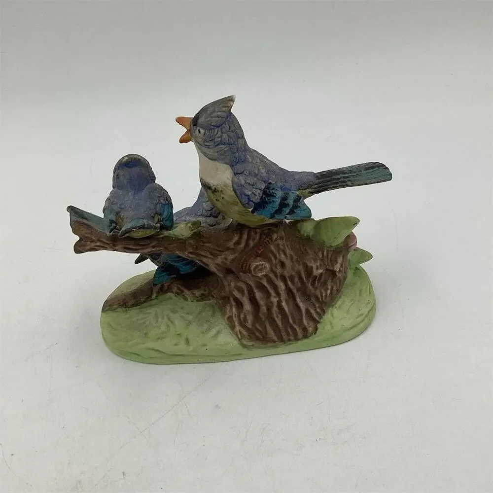 Andrea by Sadek‎ Vintage Bluebird Figurine White with Floral Accents